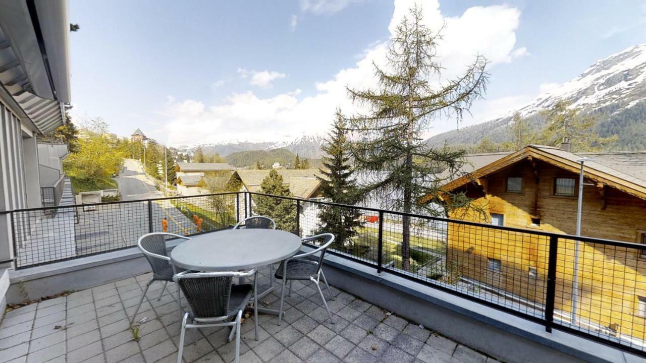Arona 9 Apartment Сейнт Мориц Екстериор снимка